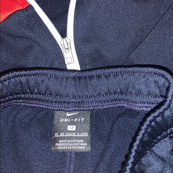 Nike track suit - Picture 3 of 3